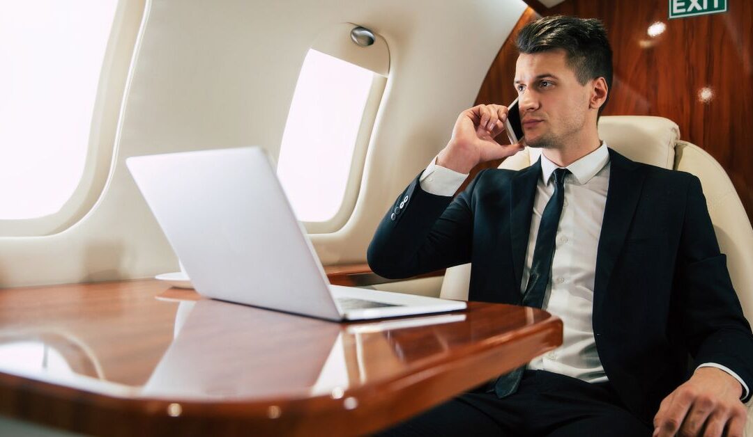 The Ultimate Guide to Travel Essentials: Must-Have Items for Smart Travelers